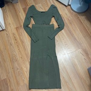 Two piece set! Forever 21, dark green skirt and cropped long sleeve.